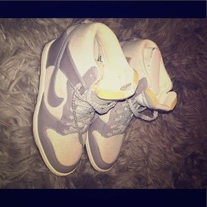 Women’s Nike wedge dunks